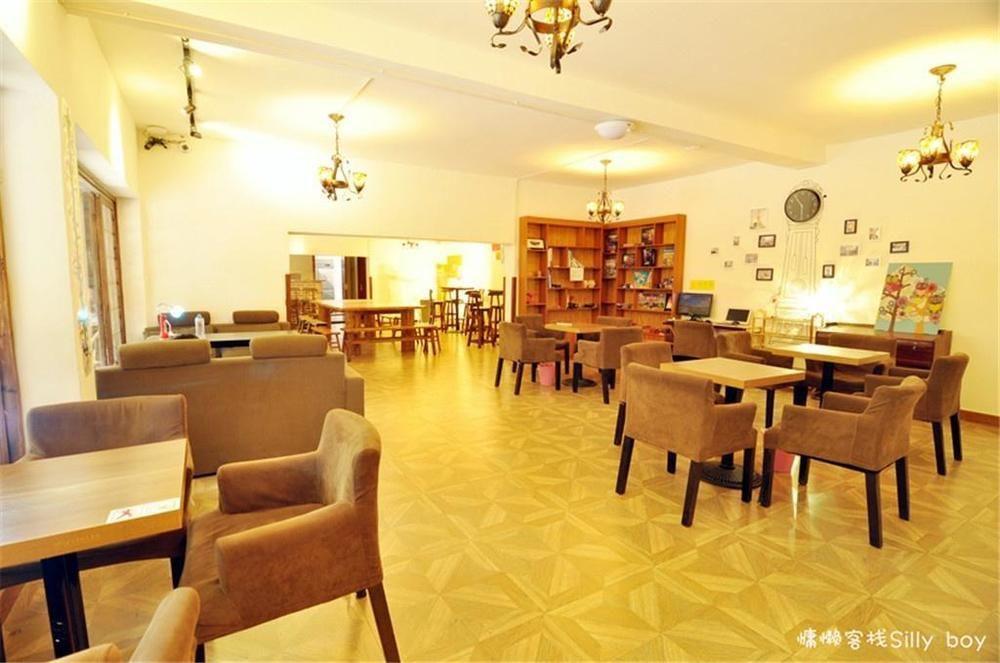 Renli Hotel  Chengdu Bagian luar foto