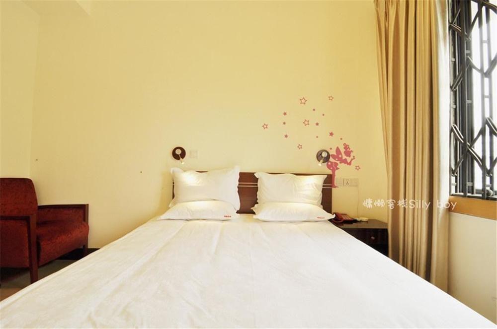Renli Hotel  Chengdu Bagian luar foto