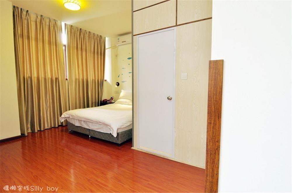 Renli Hotel  Chengdu Bagian luar foto